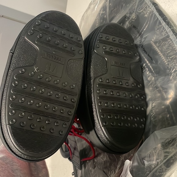 Moon Boot x High Snob Society Red Bandana Snow Boot - Picture 3 of 4